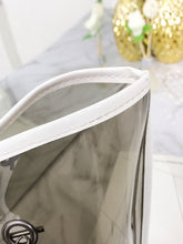 Load image into Gallery viewer, Clear PVC Chain Tote Bag With Inner Clutch