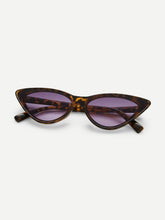 Load image into Gallery viewer, Leopard Frame Cat Eye Sunglasses