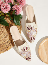 Load image into Gallery viewer, Floral Embroidered Point Toe Flat Mules