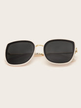 Load image into Gallery viewer, Plain Frame Flat Lens Sunglasses With Case