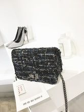 Load image into Gallery viewer, Tweed Crossbody Chain Bag