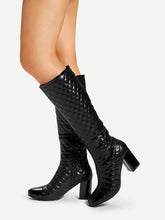 Load image into Gallery viewer, Quilted Cap Toe Heeled Boots