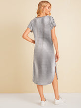 Load image into Gallery viewer, Black And White Striped Tee Dress