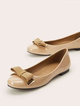 Load image into Gallery viewer, Bow Tie Decor Ballet Flats