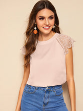 Load image into Gallery viewer, Contrast Lace Cuff Keyhole Back Blouse