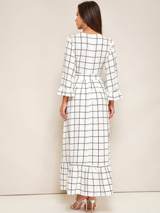 Bell Sleeve Flounce Hem Grid Dress With Belt