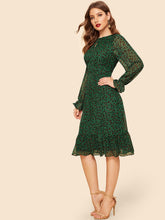 Load image into Gallery viewer, 60s Keyhole Neck Flounce Sleeve Leopard Dress