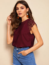 Load image into Gallery viewer, Contrast Lace Cuff Keyhole Back Blouse