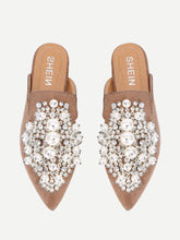 Load image into Gallery viewer, Faux Pearl Decorated Flat Mules