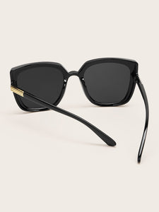 Plain Frame Flat Lens Sunglasses