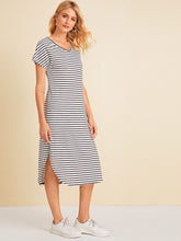 Load image into Gallery viewer, Black And White Striped Tee Dress