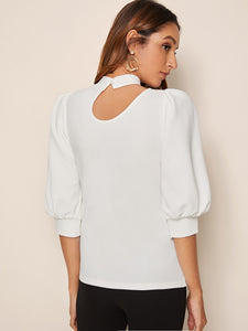 Cutout Detail Puff Sleeve Solid Top