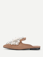 Load image into Gallery viewer, Faux Pearl Decorated Flat Mules