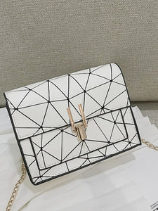 Geometric Print Chain Crossbody Bag