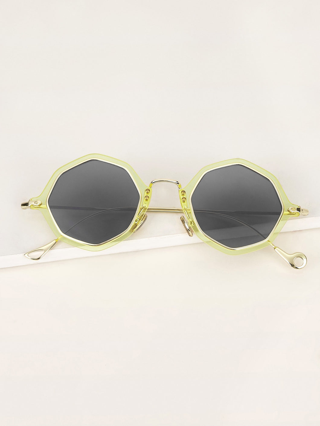 Polygon Frame Flat Lens Sunglasses With Case