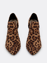 Load image into Gallery viewer, Leopard Open Shank High Vamp Pointy Tie Pumps