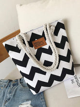 Load image into Gallery viewer, Chevron Print Shopper Bag