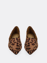 Load image into Gallery viewer, Leopard Stitch Pointed Flats