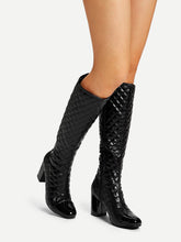 Load image into Gallery viewer, Quilted Cap Toe Heeled Boots