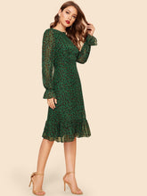 Load image into Gallery viewer, 60s Keyhole Neck Flounce Sleeve Leopard Dress