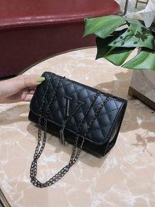 Metal Tassel Decor Quilted Chain Bag